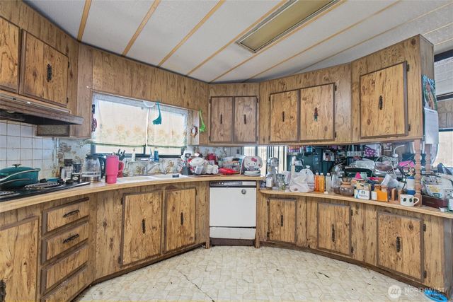 24 4th Avenue S, Algona, WA 98001