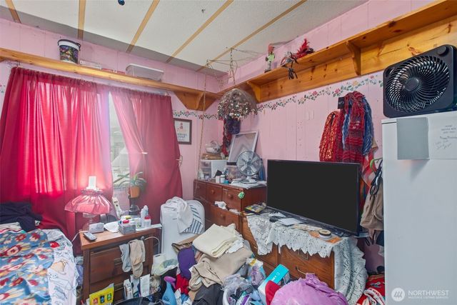 24 4th Avenue S, Algona, WA 98001