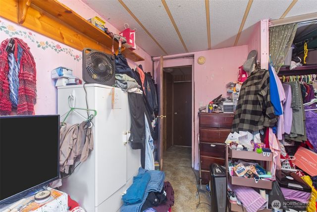 24 4th Avenue S, Algona, WA 98001