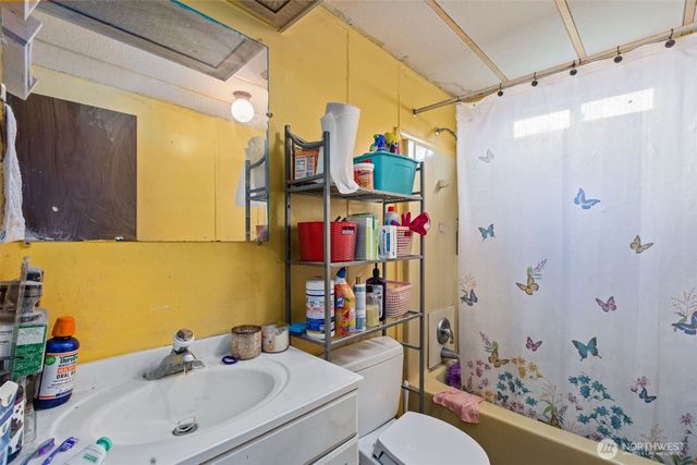 24 4th Avenue S, Algona, WA 98001