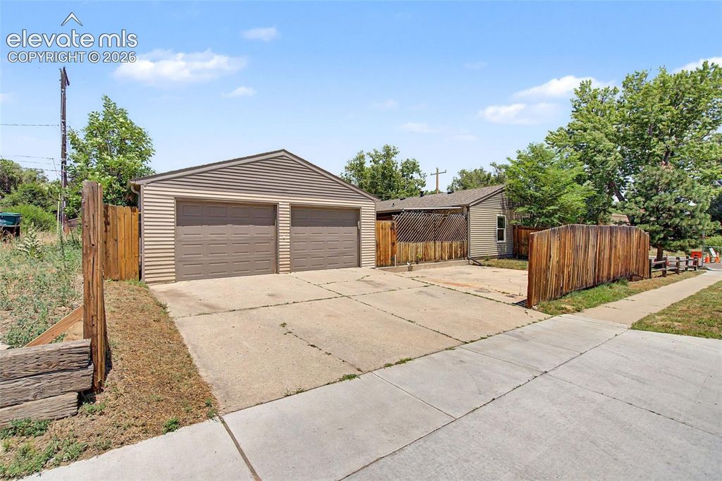 2 Arlen Street, Colorado Springs, CO 80909 — photo 4