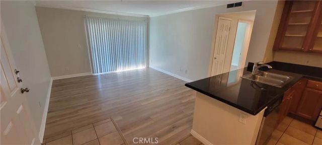 1020 La Terraza 104, Corona, CA 92879