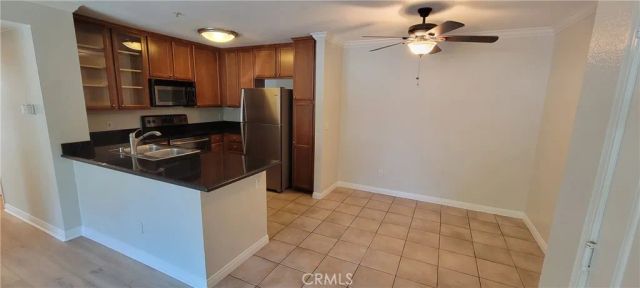 1020 La Terraza 104, Corona, CA 92879