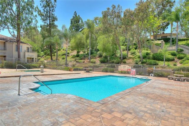 1020 La Terraza 104, Corona, CA 92879