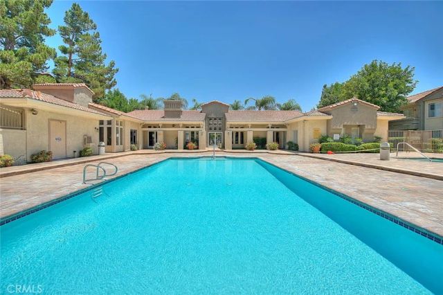 1020 La Terraza 104, Corona, CA 92879