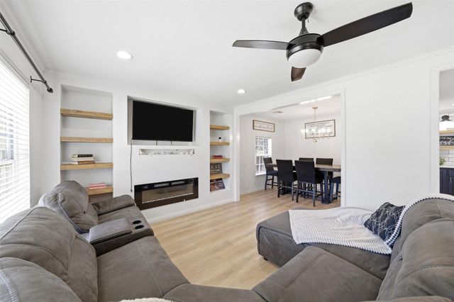 1901 N 7th Street, Waco, TX 76708