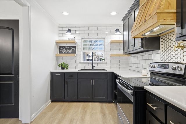 1901 N 7th Street, Waco, TX 76708