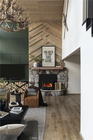340 Crystal Lake Road, Big Bear Lake, CA 92315