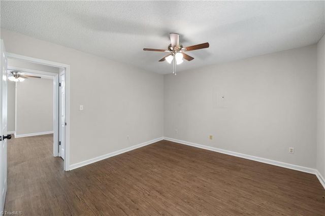 118 Hidden Hills Drive, Thomasville, NC 27360
