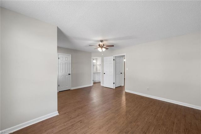 118 Hidden Hills Drive, Thomasville, NC 27360