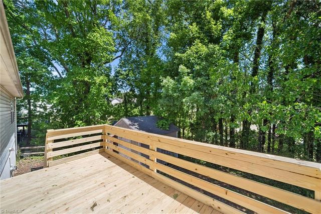 118 Hidden Hills Drive, Thomasville, NC 27360