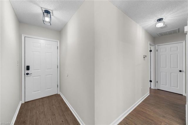 118 Hidden Hills Drive, Thomasville, NC 27360