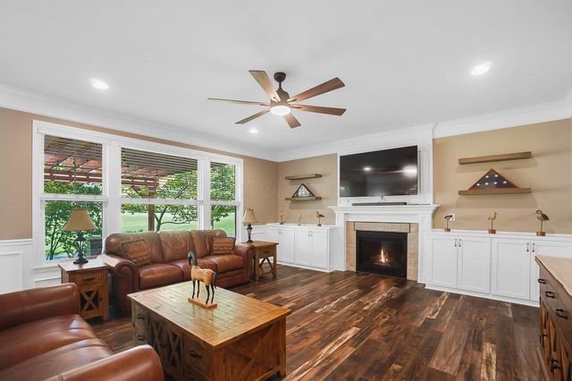 8393 Coldwater Drive, Powell, OH 43065