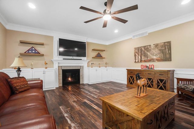 8393 Coldwater Drive, Powell, OH 43065