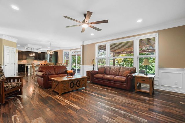 8393 Coldwater Drive, Powell, OH 43065