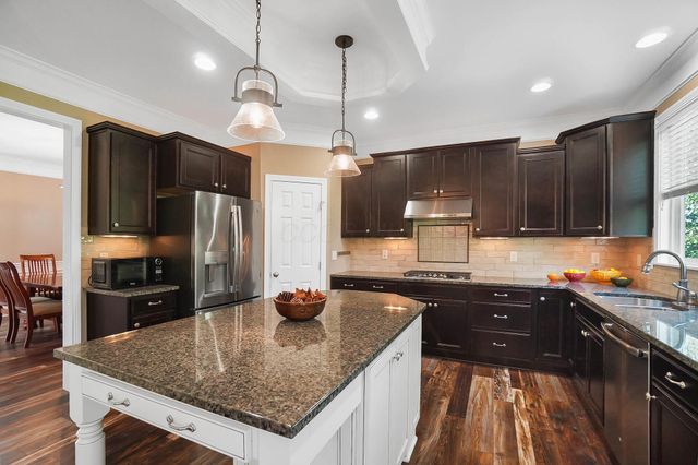 8393 Coldwater Drive, Powell, OH 43065