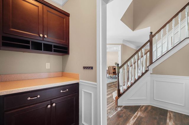 8393 Coldwater Drive, Powell, OH 43065