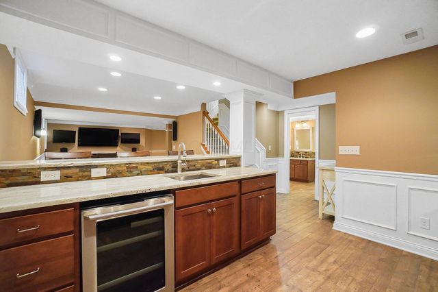 8393 Coldwater Drive, Powell, OH 43065