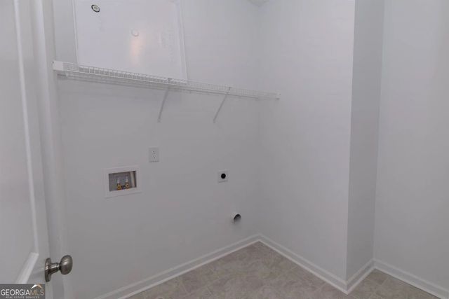 2006 Derrick Drive, Grayson, GA 30017