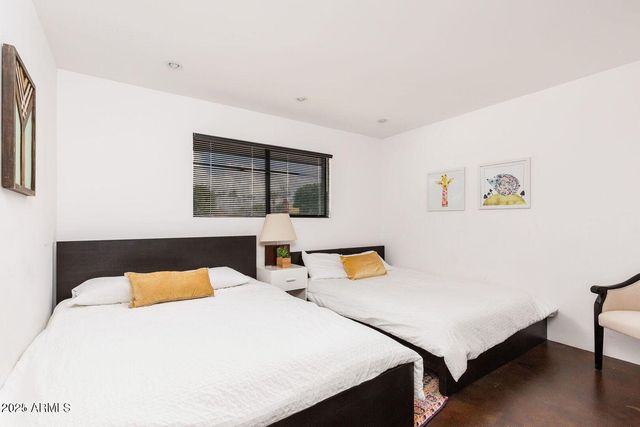 5002 N 38TH Place, Phoenix, AZ 85018