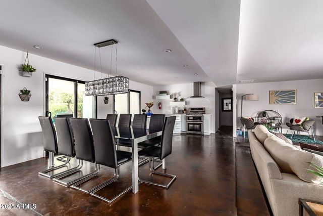 5002 N 38TH Place, Phoenix, AZ 85018