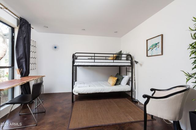 5002 N 38TH Place, Phoenix, AZ 85018