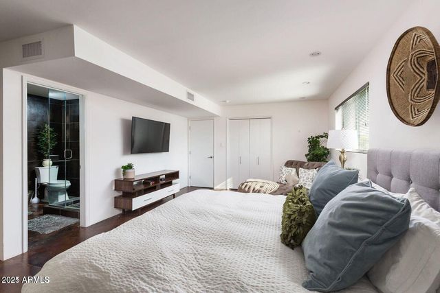 5002 N 38TH Place, Phoenix, AZ 85018