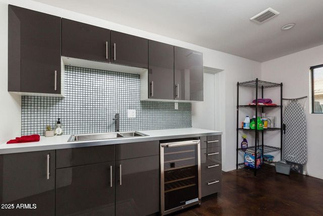 5002 N 38TH Place, Phoenix, AZ 85018