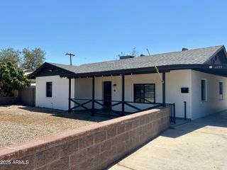 6035 W Maryland Avenue, Glendale, AZ 85301