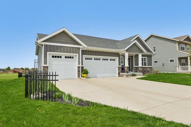 1354 Pine Street, Sun Prairie, WI 53590