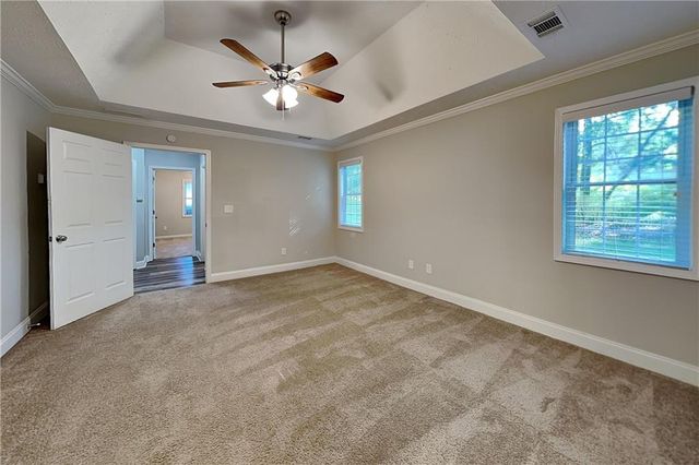 3564 Saddlebrook Drive, Loganville, GA 30052