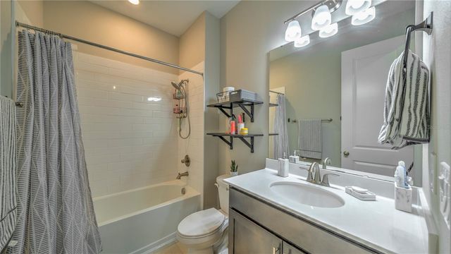 1228 MATTIE POINTE BOULEVARD, Auburndale, FL 33823