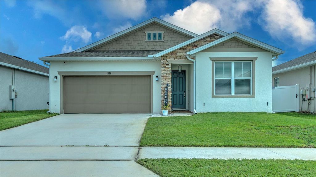 1228 MATTIE POINTE BOULEVARD, Auburndale, FL 33823