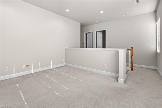 5717 Mango CIR 5717, Naples, FL 34110