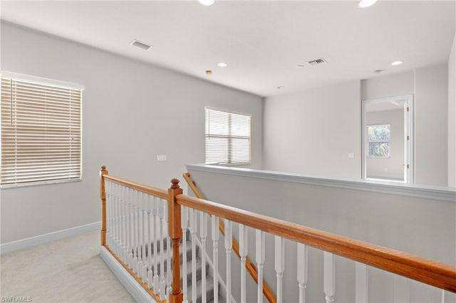 5717 Mango CIR 5717, Naples, FL 34110
