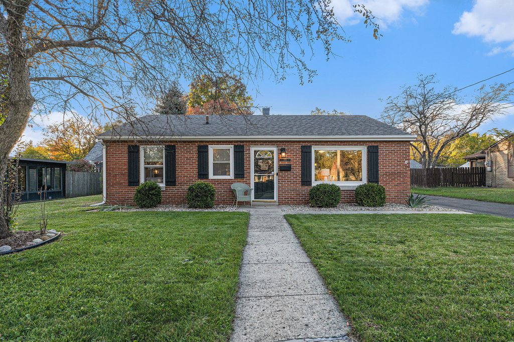 705 George Street, Valparaiso, IN 46385