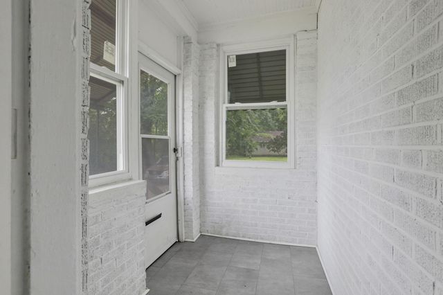 2365 N Stelzer Road, Columbus, OH 43219