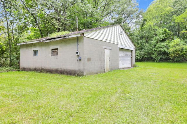 2365 N Stelzer Road, Columbus, OH 43219