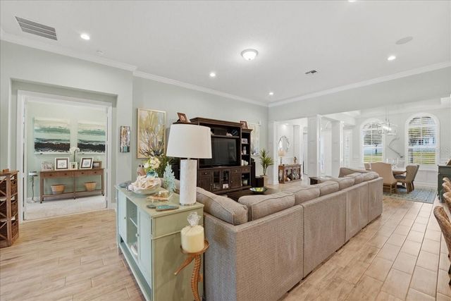 688 FOSTERS GROVE LOOP, Oviedo, FL 32765