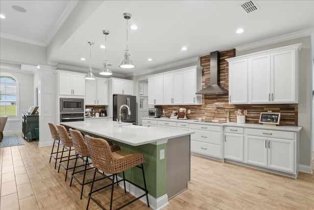 688 FOSTERS GROVE LOOP, Oviedo, FL 32765