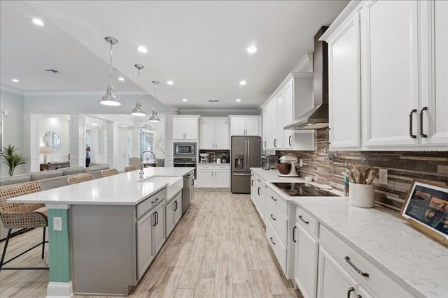 688 FOSTERS GROVE LOOP, Oviedo, FL 32765