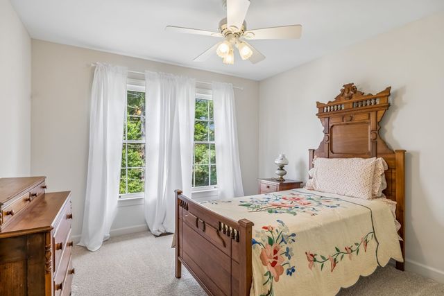911 Riverbend Rd, Nashville, TN 37221