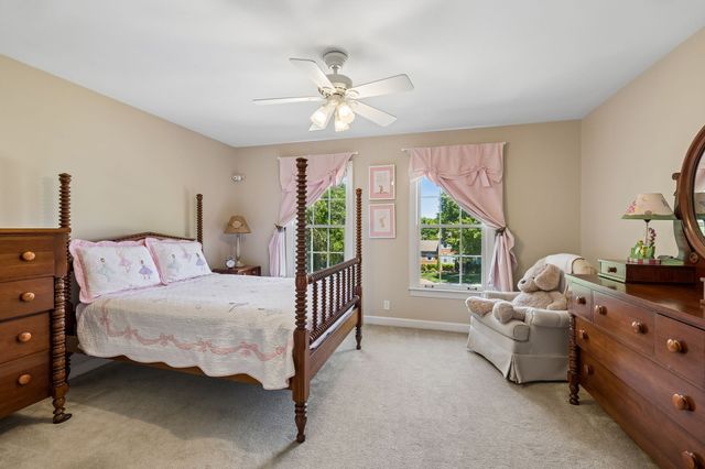 911 Riverbend Rd, Nashville, TN 37221