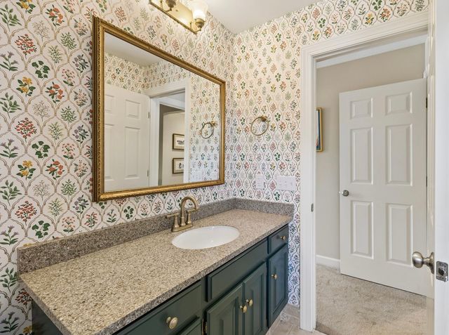 911 Riverbend Rd, Nashville, TN 37221