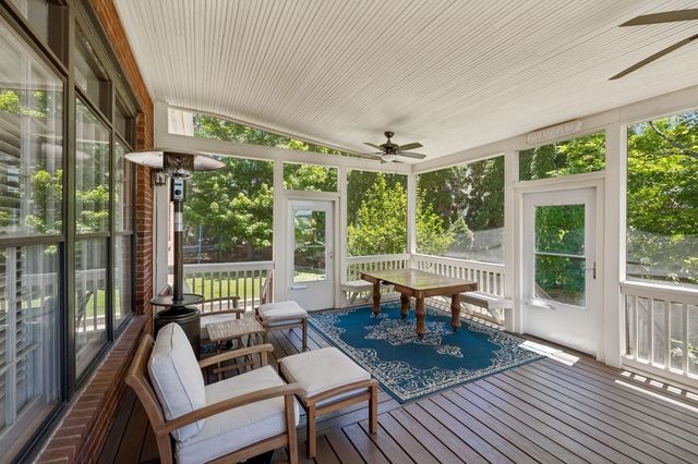 911 Riverbend Rd, Nashville, TN 37221