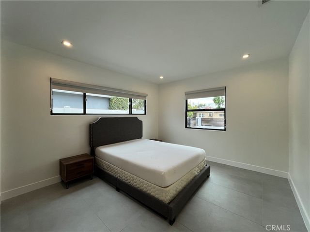 5735 Saloma, Van Nuys, CA 91411