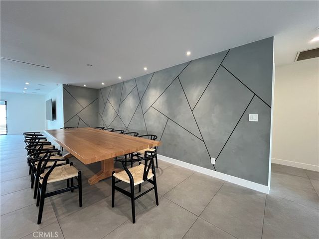 5735 Saloma, Van Nuys, CA 91411