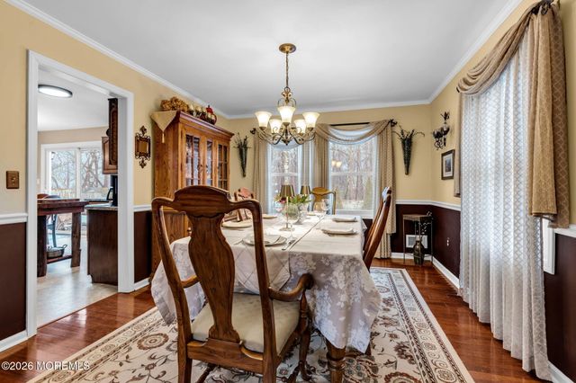 35 Brook Street, Farmingdale, NJ 07727