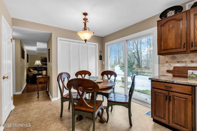 35 Brook Street, Farmingdale, NJ 07727