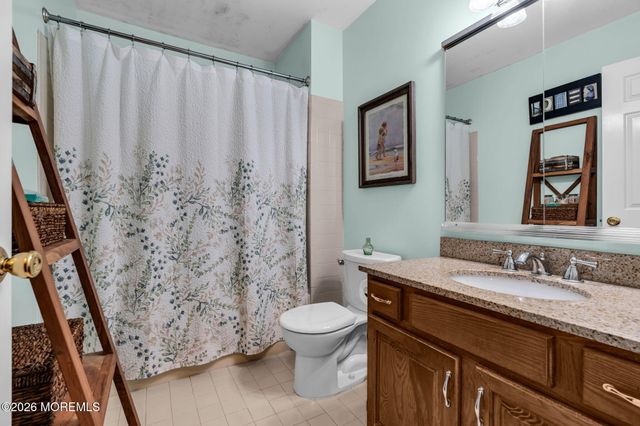 35 Brook Street, Farmingdale, NJ 07727